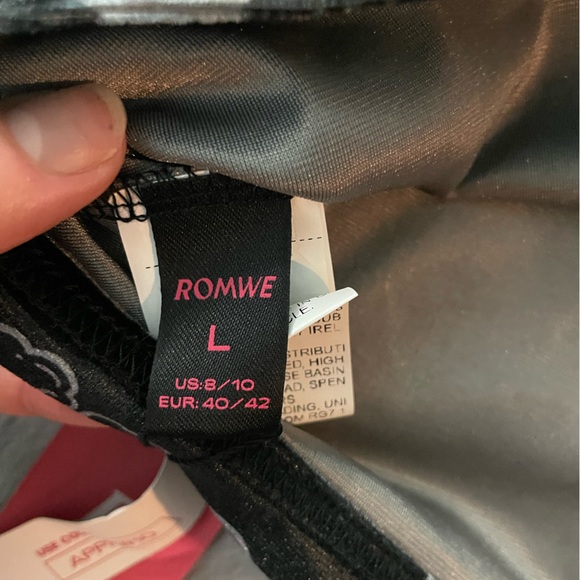 NWT ROMWE Black Celestial Snake Mini Skirt - Picture 3 of 5